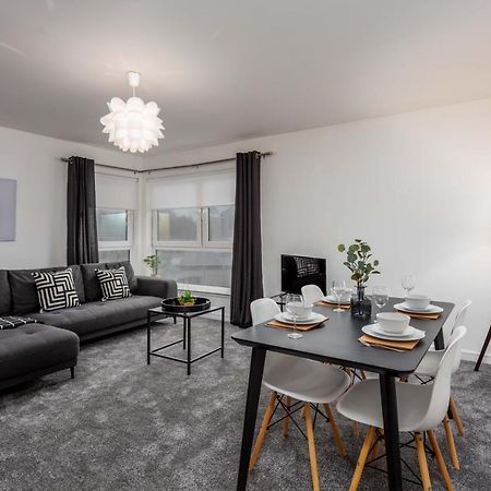 Walker Suite No73 - Donnini Apartments Kilmarnock Bagian luar foto