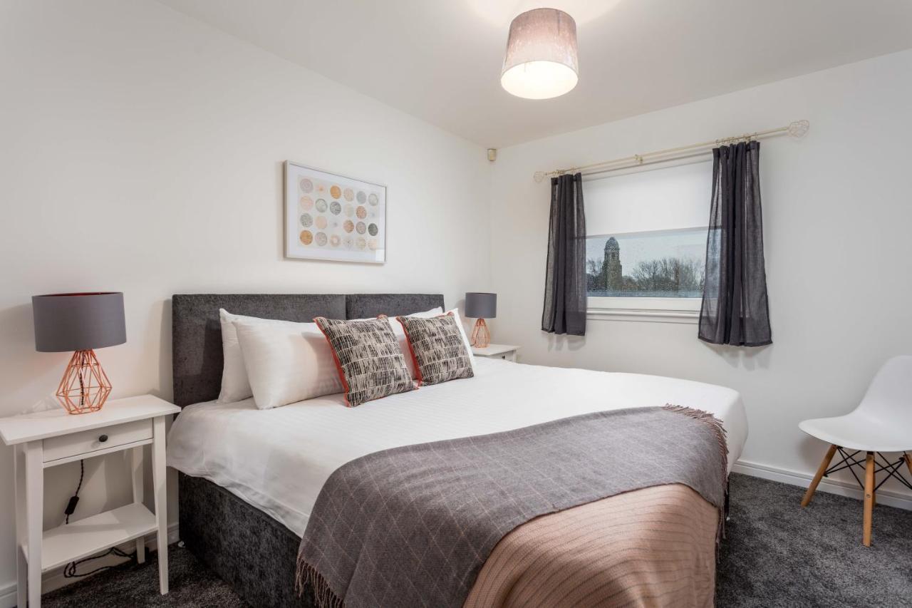 Walker Suite No73 - Donnini Apartments Kilmarnock Bagian luar foto