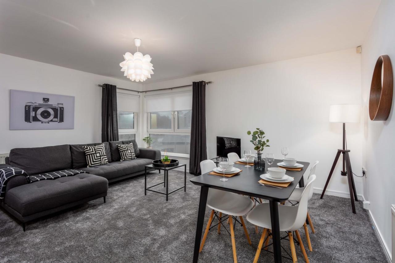 Walker Suite No73 - Donnini Apartments Kilmarnock Bagian luar foto